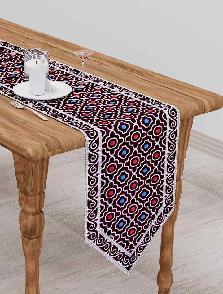 Table Runner; 16x72 Inches; Multicolor Circles