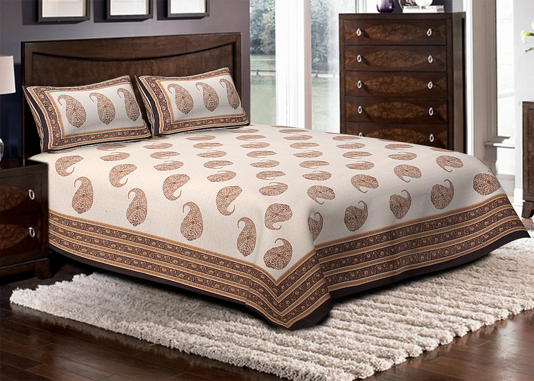 Cotton 220TC King Size Bedsheet With 2 Pillow Covers; Brown Golden Pasley