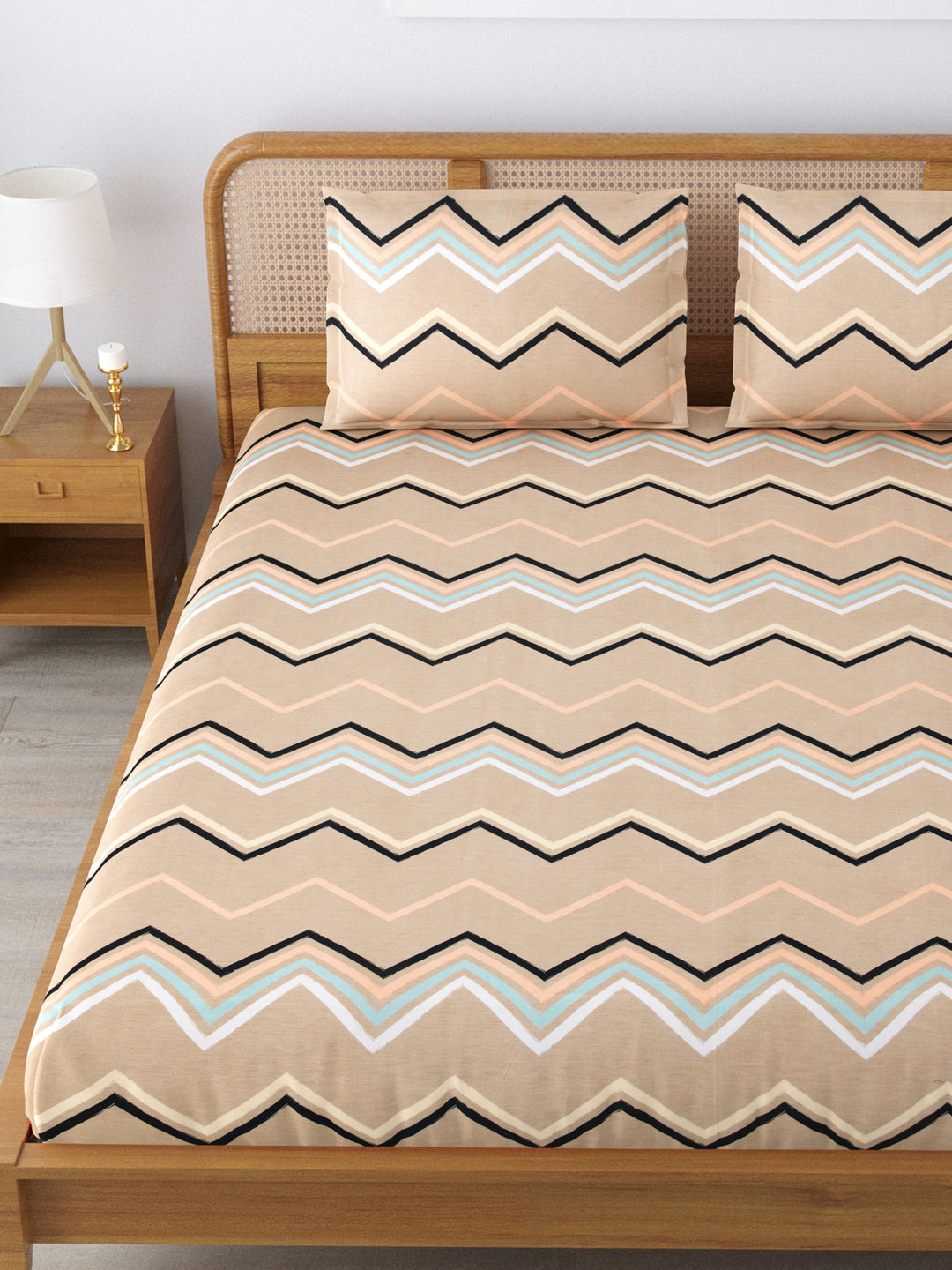 Fitted King Size Bedsheet With 2 Pillow Covers; ZigZag Lines On Brown