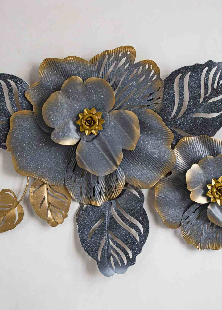 Metal Wall Décor; Grey Golden Leaves