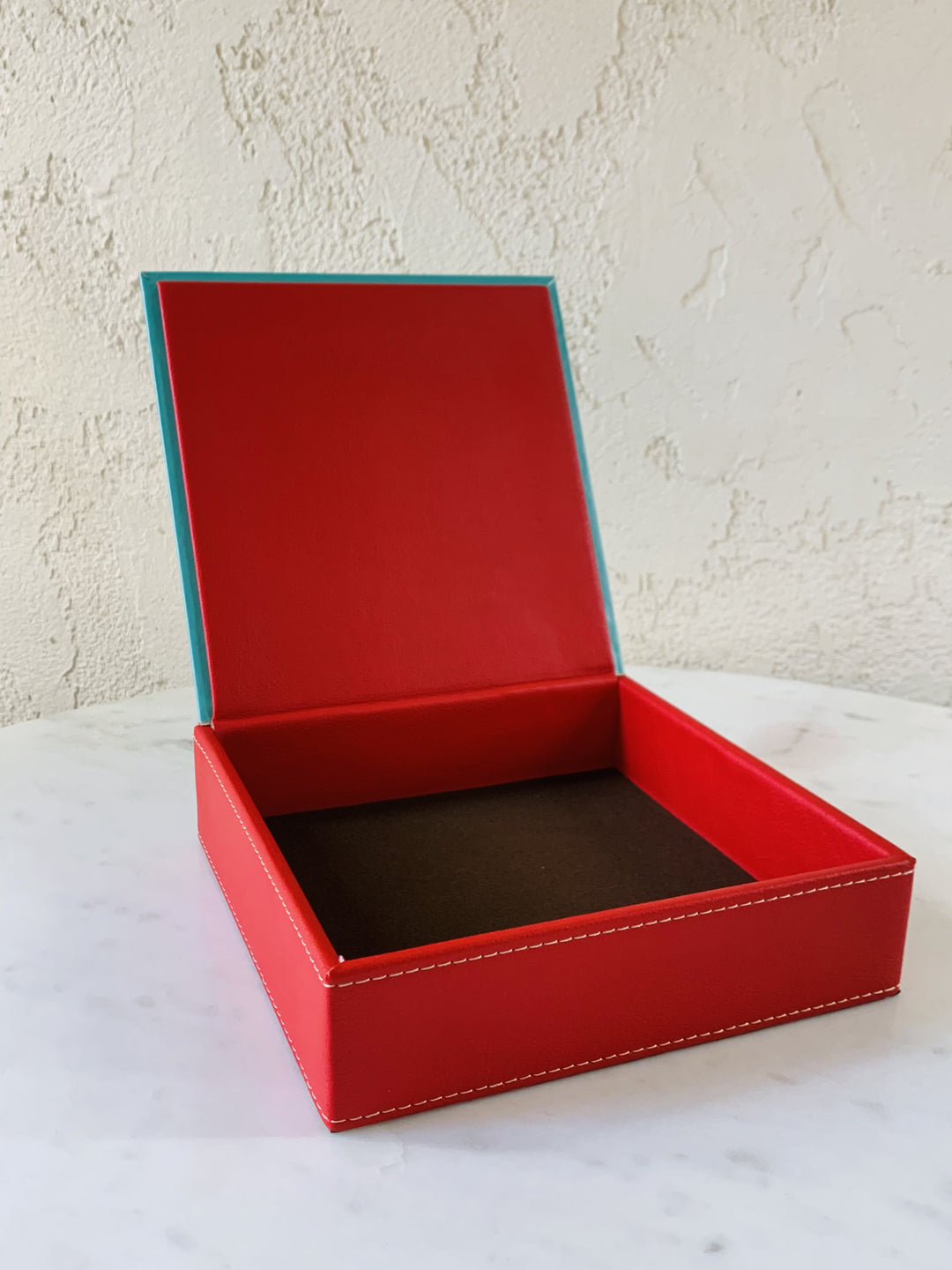 Leather Box Square; Shreenath Ji Red