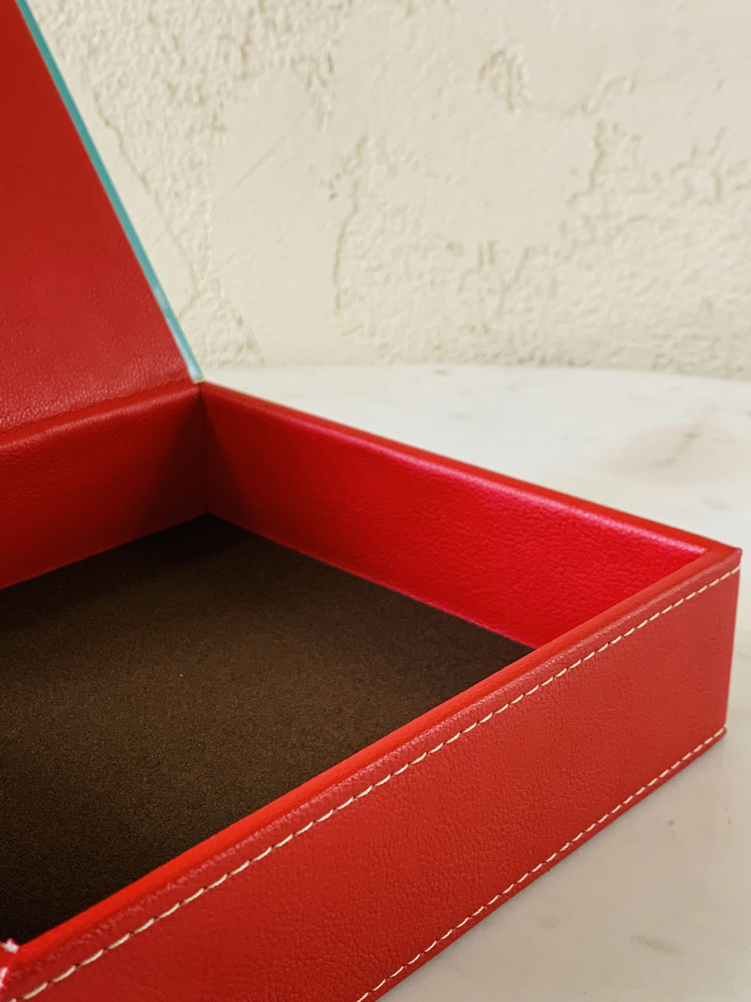 Leather Box Square; Shreenath Ji Red