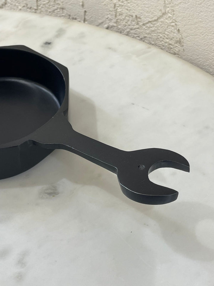 Iron Food Platter With Wrench Handle | Serving & Dining | Black