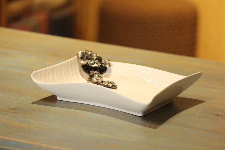 Fancy Ceramic Platter | Serving & Dining | White